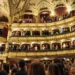 Магия, проклятия и сценични тайни: 10 странни суеверия в театъра