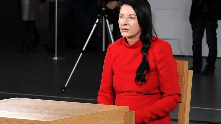 Кристали срещу смартфони: Марина Абрамович превръща Венеция в храм на енергията