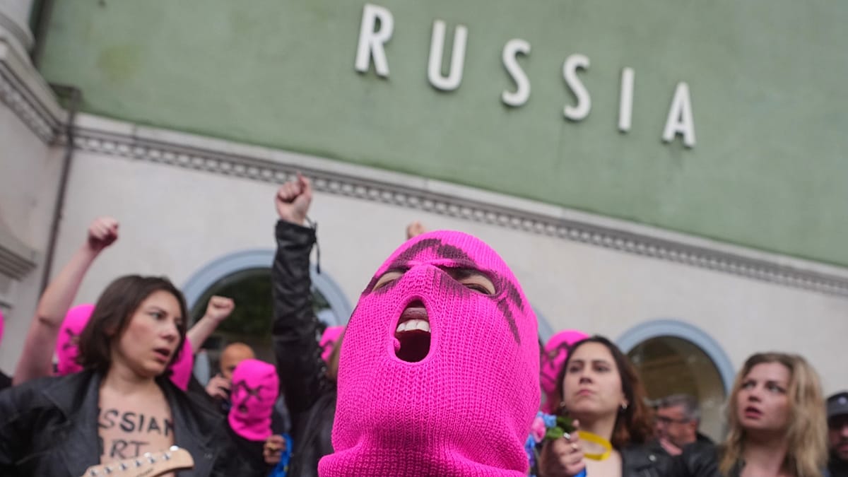 Венецианското биенале в сянката на протестите: Изкуството като политически сблъсък