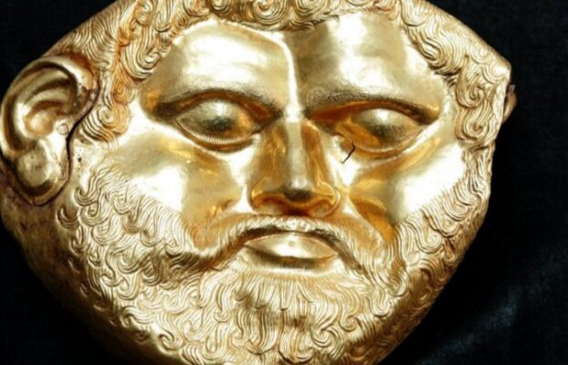 Лицето на тракийския разкош: Златната маска от могилата „Светица“ се завърна в Казанлък